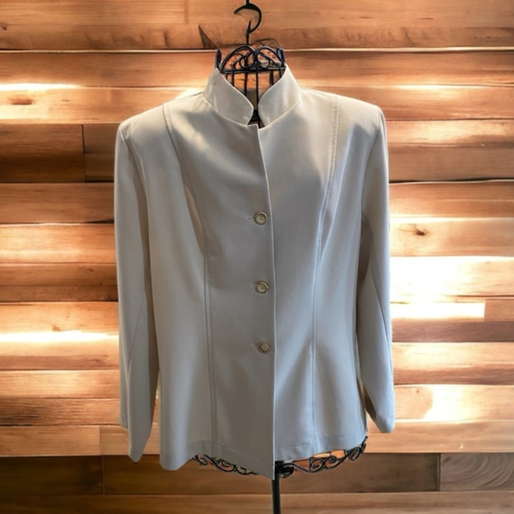 HP LIOR Paris Size Large Blazer Cream Color